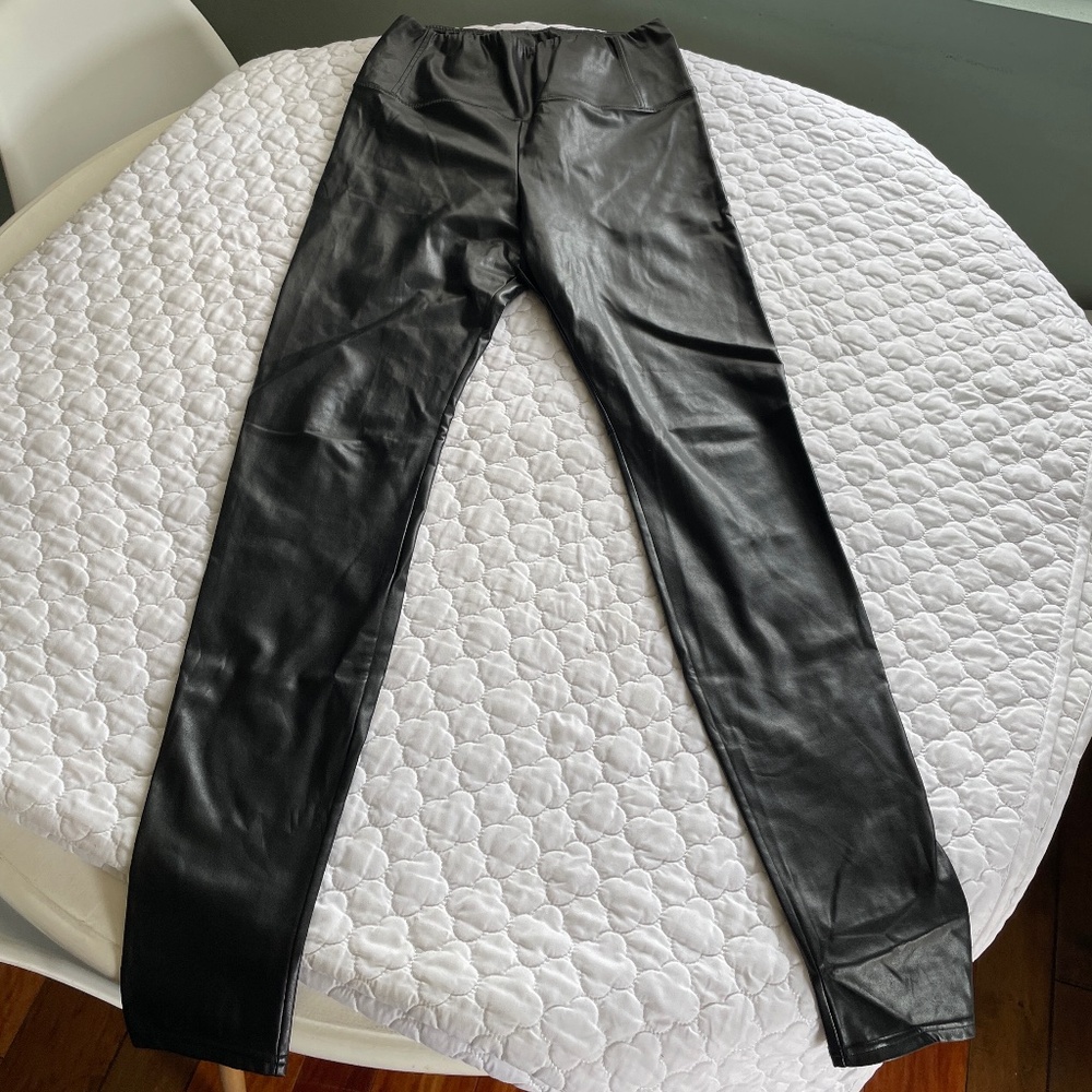 Wilfred Free Daria Pant High-Waisted UnReal Leather Leggings Size Large